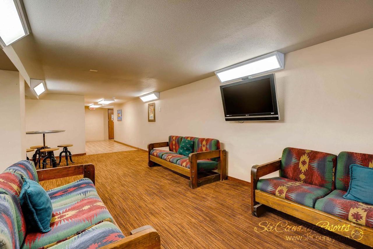 ブリッケンリッジPetite Remodeled Corner Unit With Lots Of Light, Onsite Hot Tubs, Walk To Town Pm4Aアパートメント エクステリア 写真
